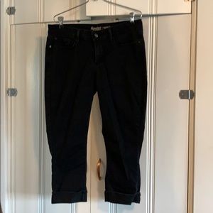 Levi Signature Capris